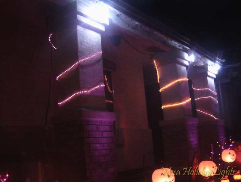Strobe lights and pillars